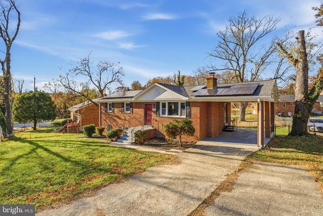 1802 CLAYTON DR, Oxon Hill, MD 20745