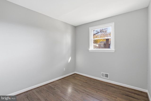 1802 CLAYTON DR, Oxon Hill, MD 20745