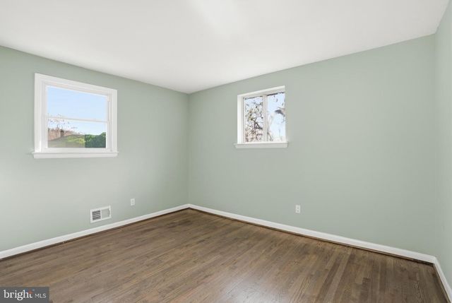 1802 CLAYTON DR, Oxon Hill, MD 20745