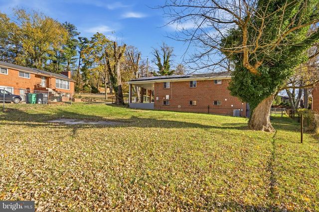 1802 CLAYTON DR, Oxon Hill, MD 20745