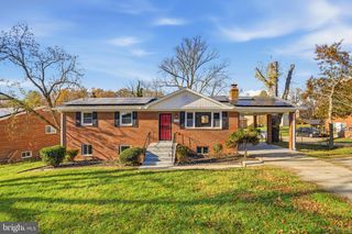 1802 CLAYTON DR, Oxon Hill, MD 20745