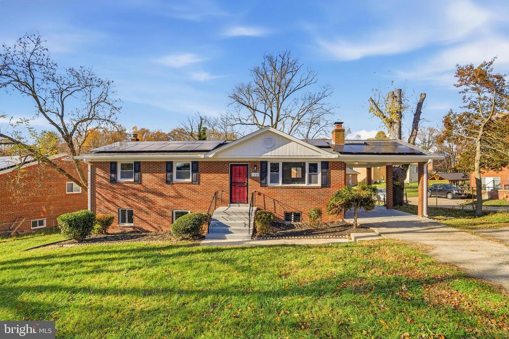 1802 CLAYTON DR, Oxon Hill, MD 20745