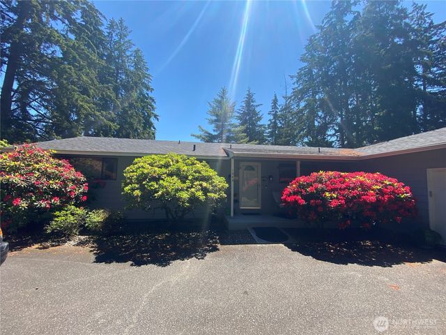 1602 172nd Street E, Spanaway, WA 98387
