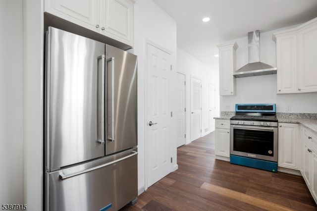 197 Iva St, Rahway City, NJ 07065