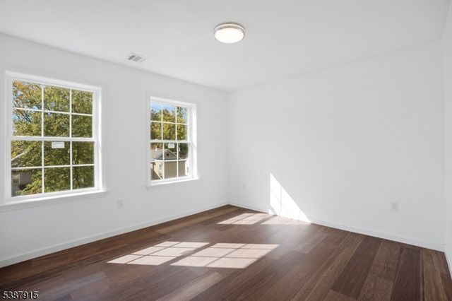 197 Iva St, Rahway City, NJ 07065