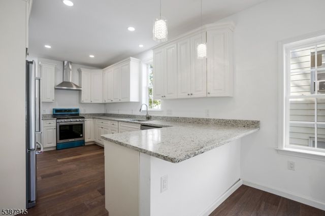 197 Iva St, Rahway City, NJ 07065