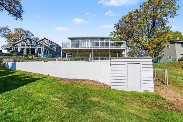 468 Crooked Lake Drive, Kalamazoo, MI 49009
