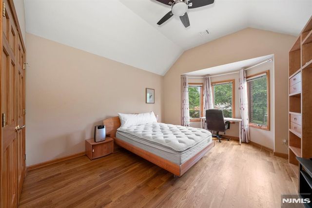 325 Cooper Place, Paramus, NJ 07652