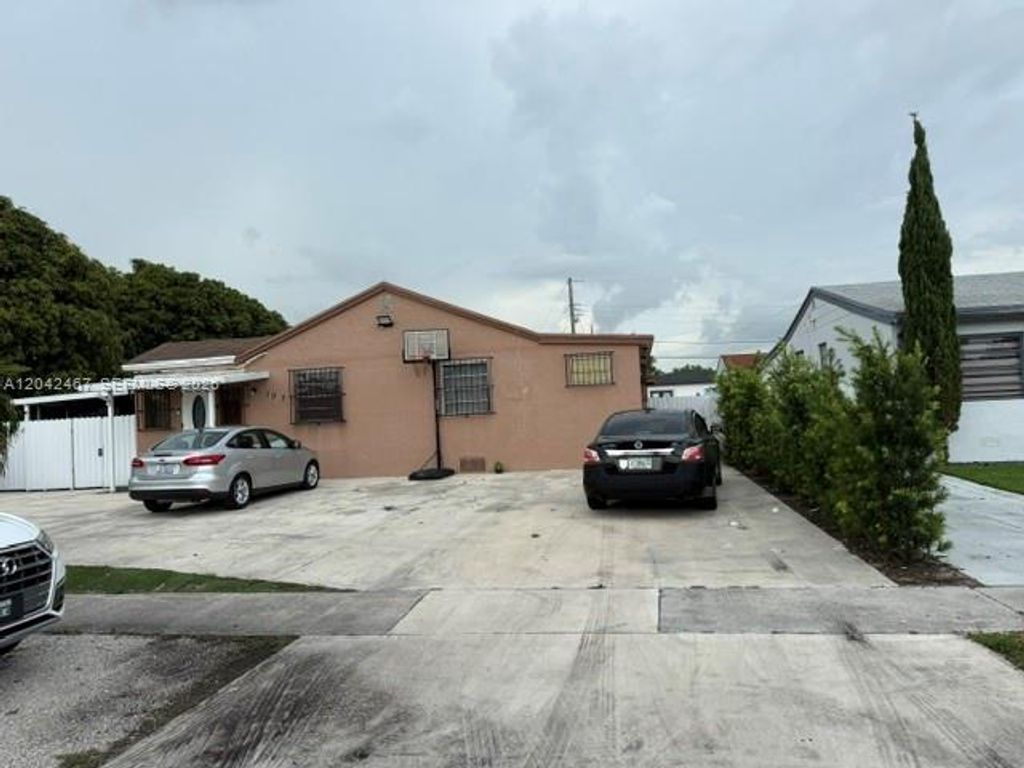 397 W 57th Street 3, Hialeah, FL 33012