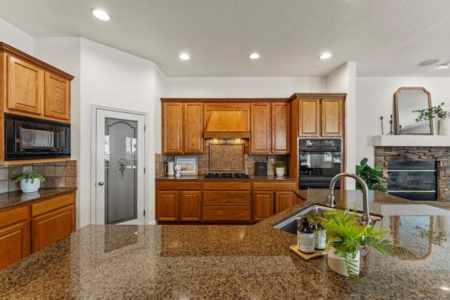 385 Esatto Pl, El Dorado Hills, CA 95762