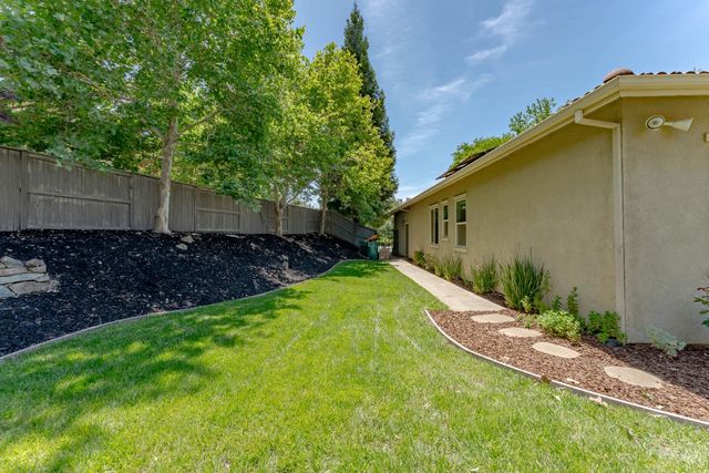 385 Esatto Pl, El Dorado Hills, CA 95762