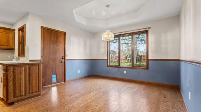 3994 N Pickwick Avenue, Springfield, MO 65803