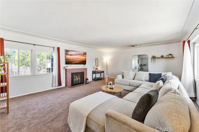 9287 Alder, Fontana, CA 92335