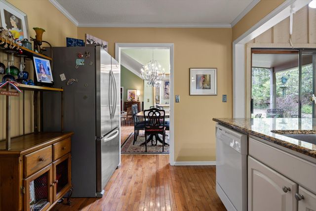 935 Dunsinane Road, Signal Mountain, TN 37377