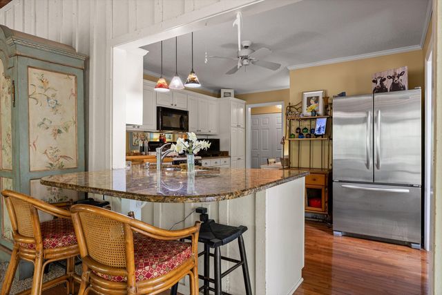 935 Dunsinane Road, Signal Mountain, TN 37377