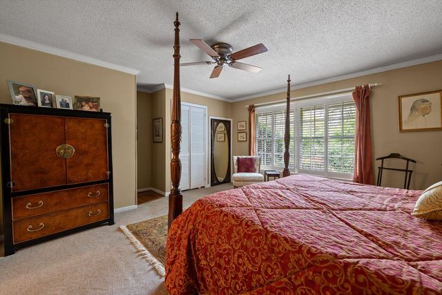 935 Dunsinane Road, Signal Mountain, TN 37377