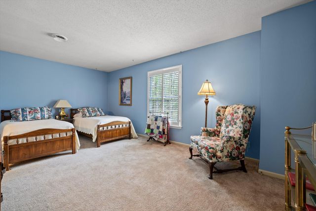 935 Dunsinane Road, Signal Mountain, TN 37377