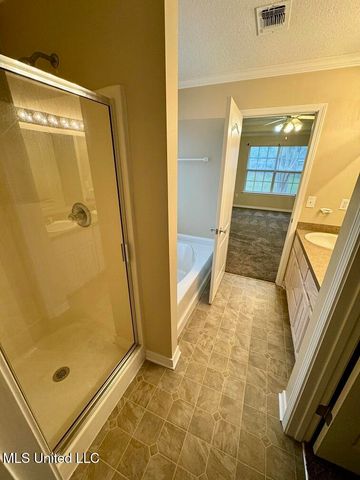 8133 Rue Hollifield, Ocean Springs, MS 39564