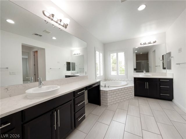 12244 Olivetta Court, Las Vegas, NV 89138