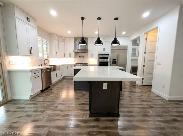 12244 Olivetta Court, Las Vegas, NV 89138