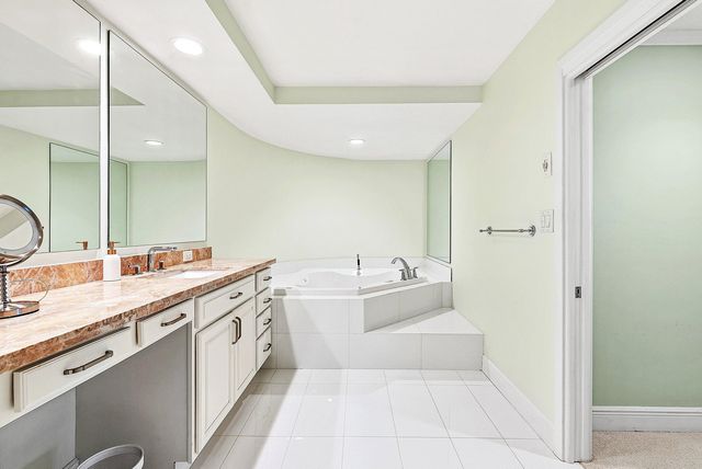 2001 SE Sailfish Point Boulevard 313, Stuart, FL 34996