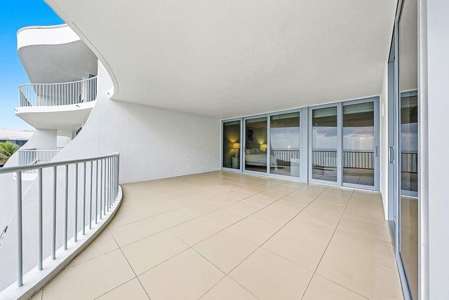 2001 SE Sailfish Point Boulevard 313, Stuart, FL 34996