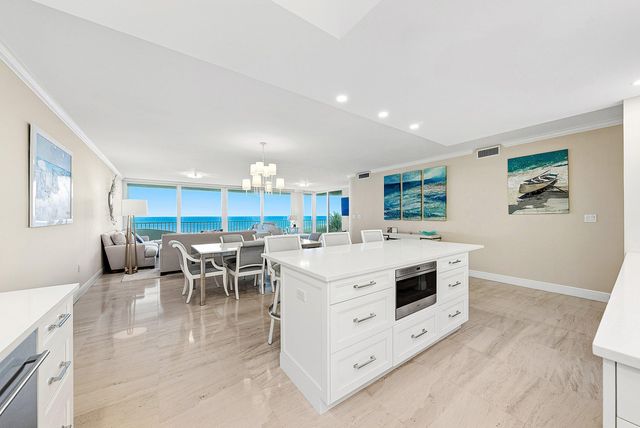 2001 SE Sailfish Point Boulevard 313, Stuart, FL 34996