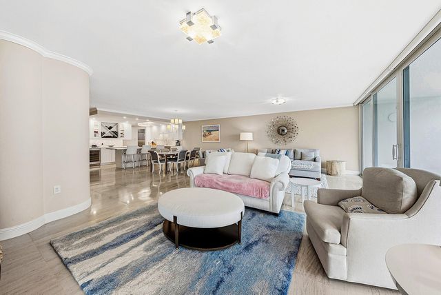 2001 SE Sailfish Point Boulevard 313, Stuart, FL 34996