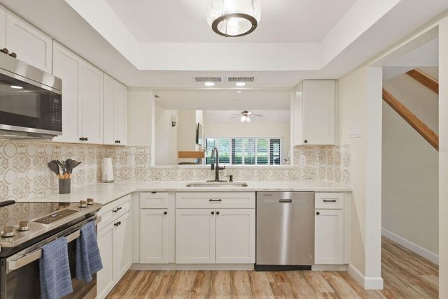 3130 EAGLES LANDING CIRCLE W, Clearwater, FL 33761