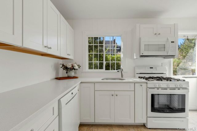 160 N Broadway, Nyack, NY 10960