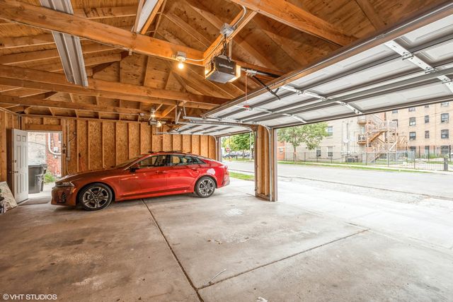 2901 W Washington Boulevard 2, Chicago, IL 60612