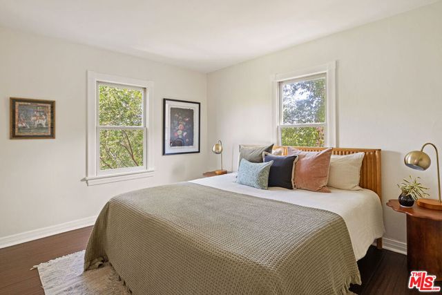 830 Robinson Street, Los Angeles, CA 90026