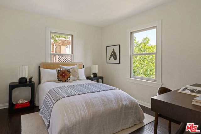 830 Robinson Street, Los Angeles, CA 90026