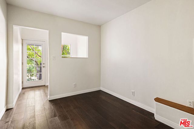 830 Robinson Street, Los Angeles, CA 90026