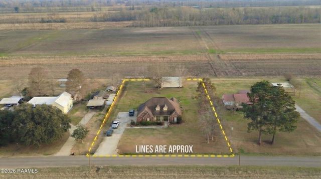 1141 Lake Martin Road, Breaux Bridge, LA 70517