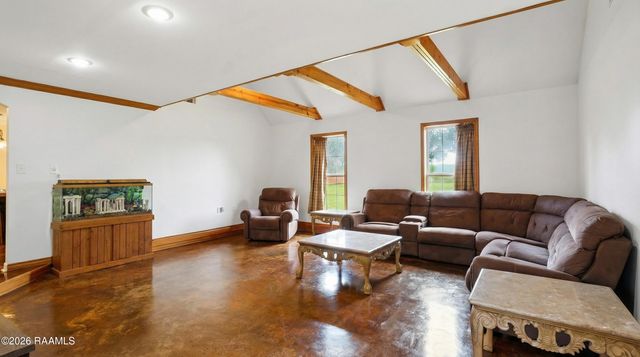 1141 Lake Martin Road, Breaux Bridge, LA 70517