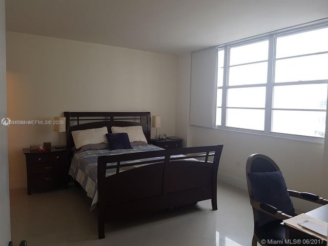 801 Brickell Bay Dr 765, Miami, FL 33131