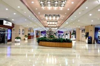 801 Brickell Bay Dr 765, Miami, FL 33131