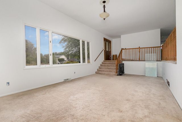 636 Patterson Road, Joliet, IL 60436