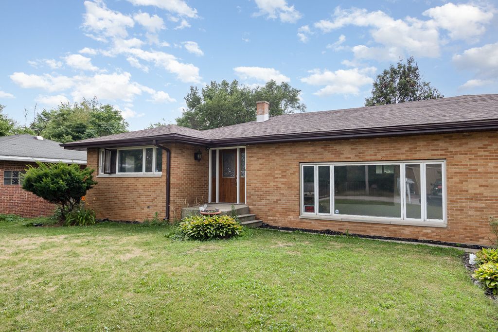 636 Patterson Road, Joliet, IL 60436