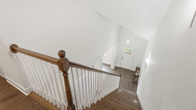 157 Lena Loop, Burns, TN 37029