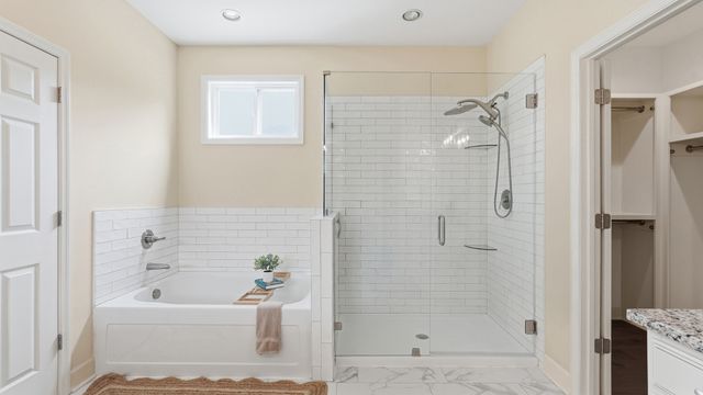157 Lena Loop, Burns, TN 37029