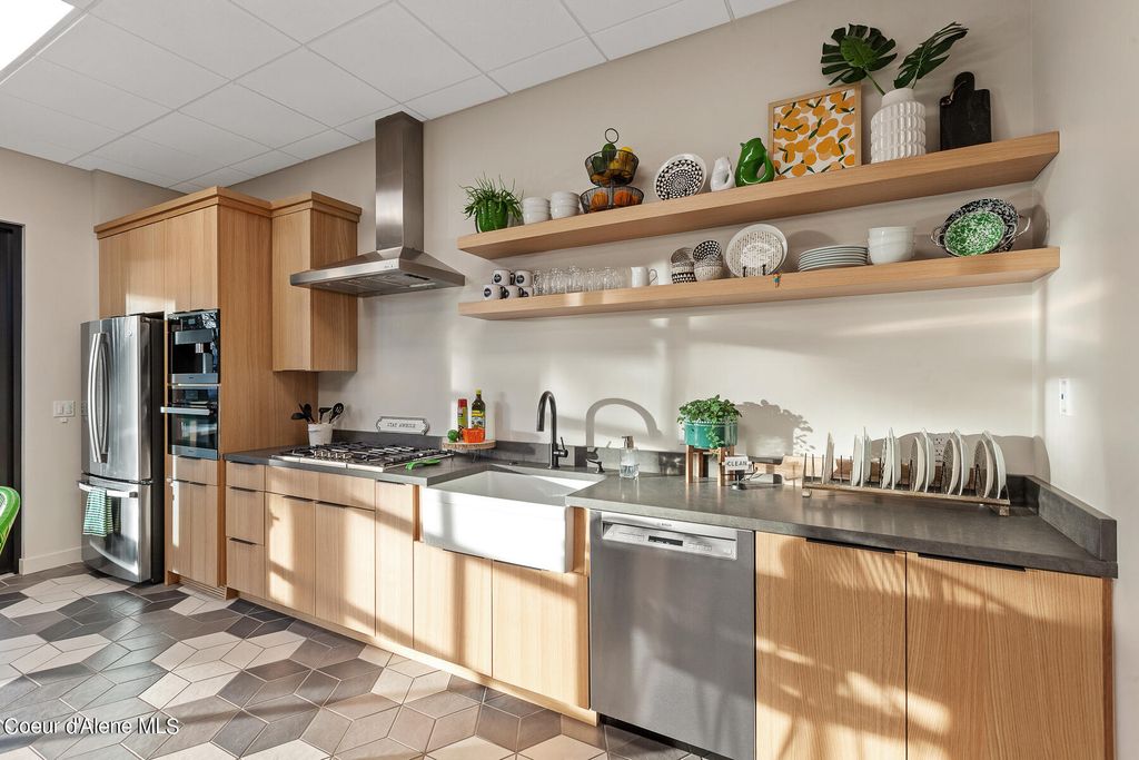 9493 N GOVERNMENT WAY, Hayden, ID 83835 photo 11