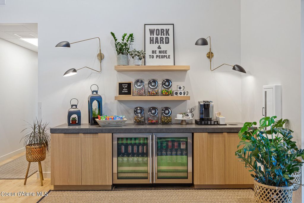 9493 N GOVERNMENT WAY, Hayden, ID 83835 photo 8