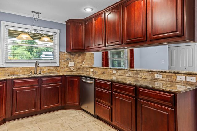 3745 Canyon Heights RD, Belton, TX 76513