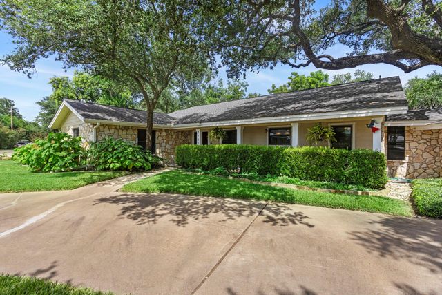 3745 Canyon Heights RD, Belton, TX 76513