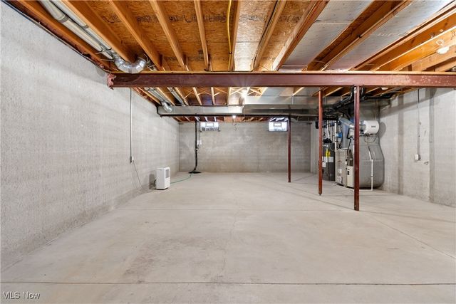 3108 Vermont Place, Green, OH 44312