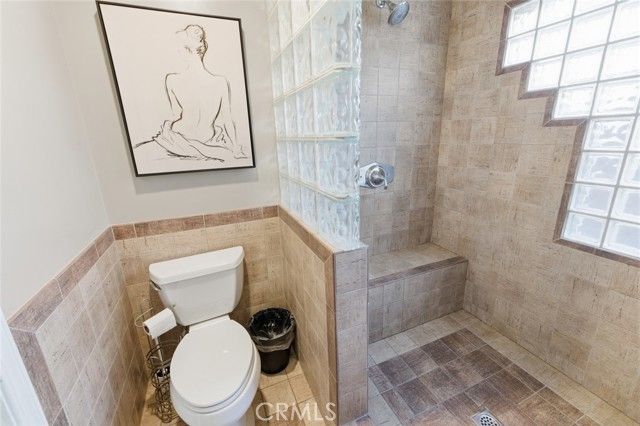 3640 Pine Avenue, Long Beach, CA 90807