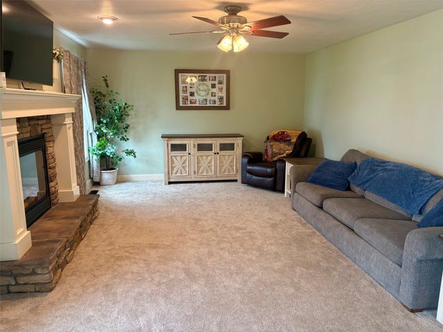 2815 SUNSET Trail, Waterford, PA 16441