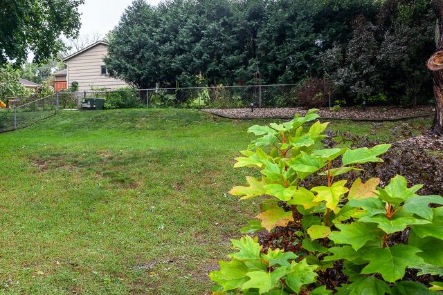 2904 77th Street, Urbandale, IA 50322